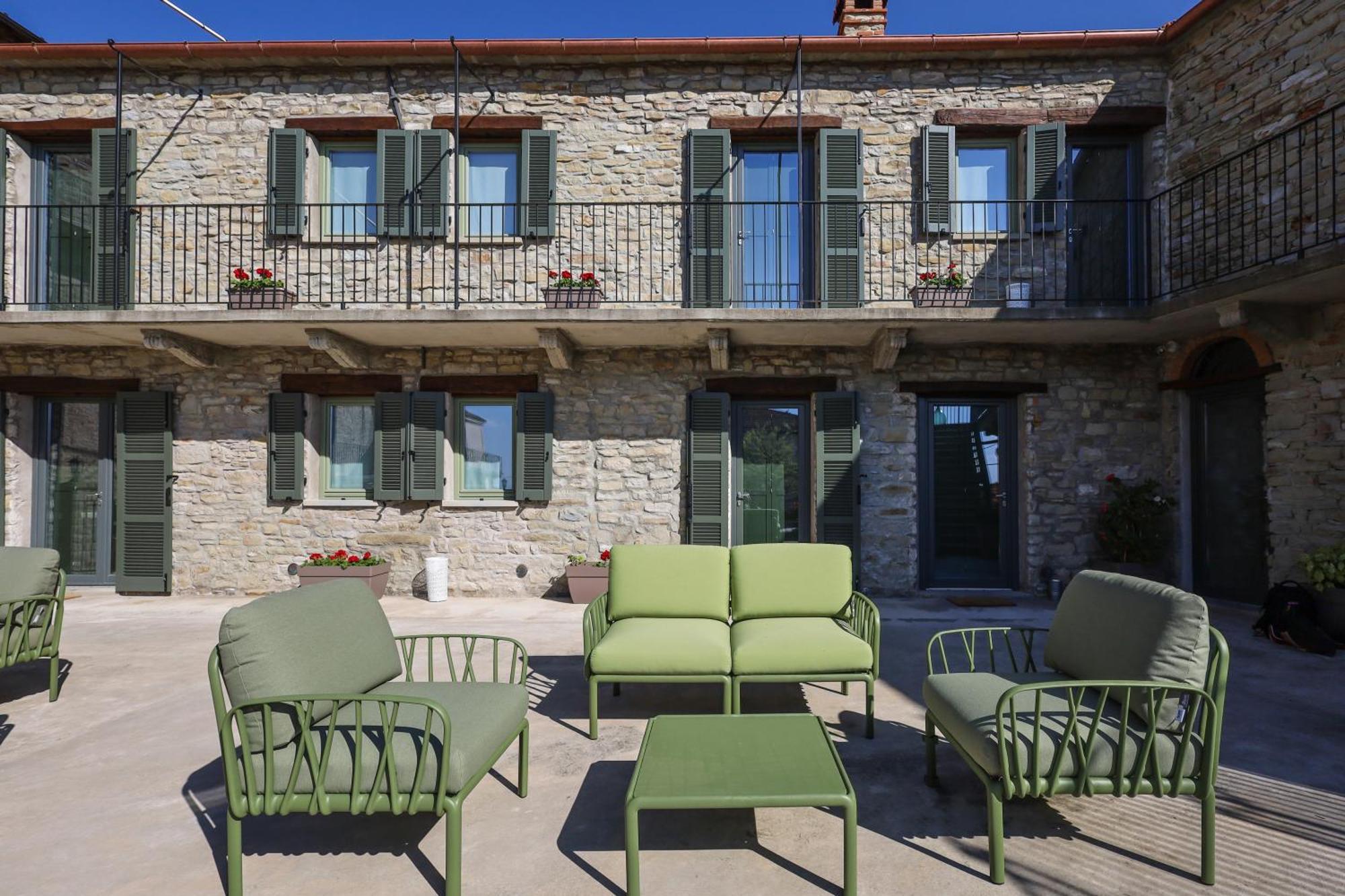 Albergo Del Bramante Roccaverano Eksteriør billede